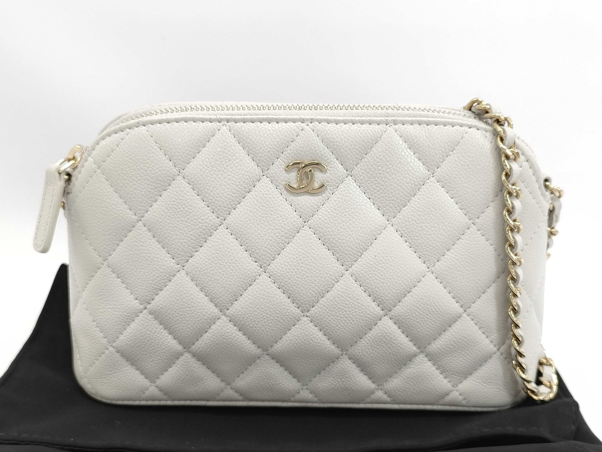 CHANEL Caviar Skin Shoulder Clutch White Shoulder Bag