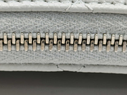 CHANEL Caviar Skin Shoulder Clutch White Shoulder Bag