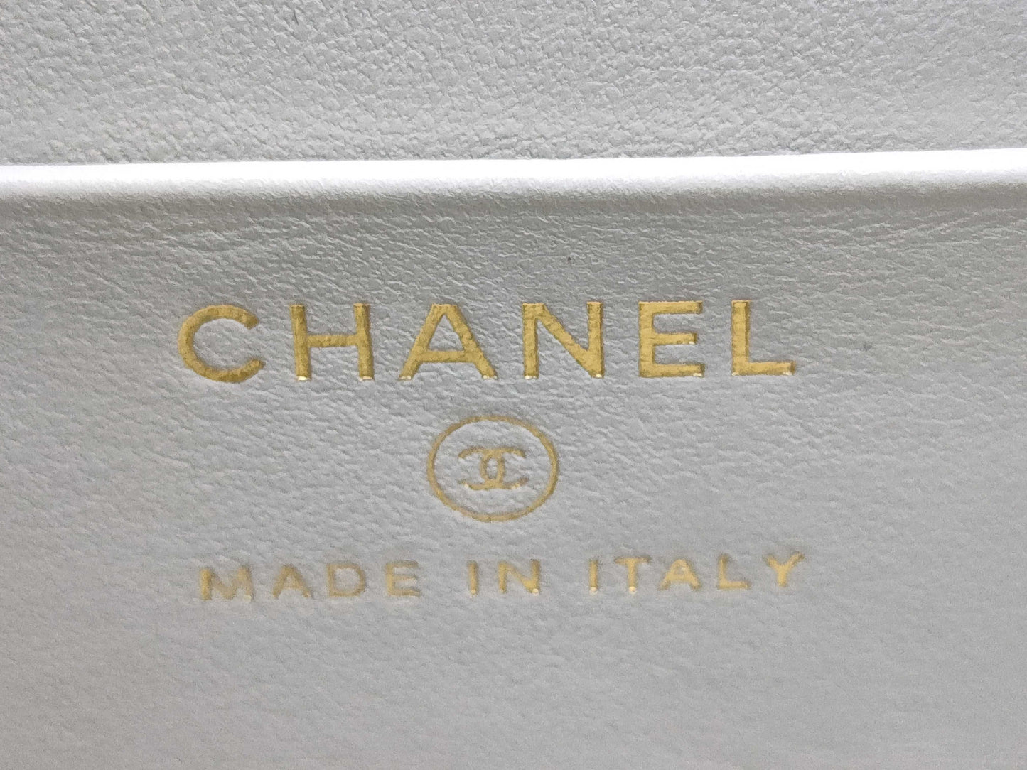 CHANEL Caviar Skin Shoulder Clutch White Shoulder Bag