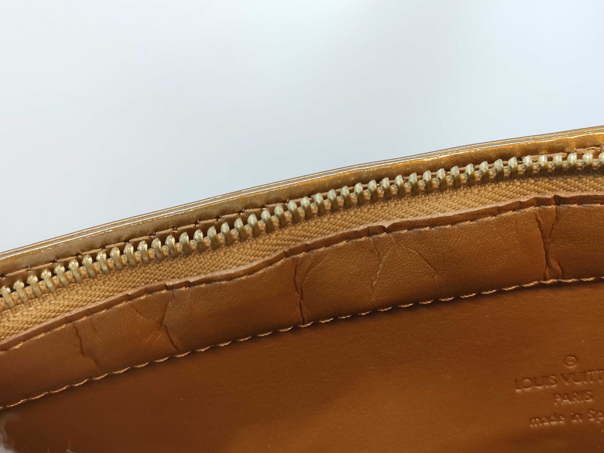 LOUIS VUITTON Vernis Houston Handbag