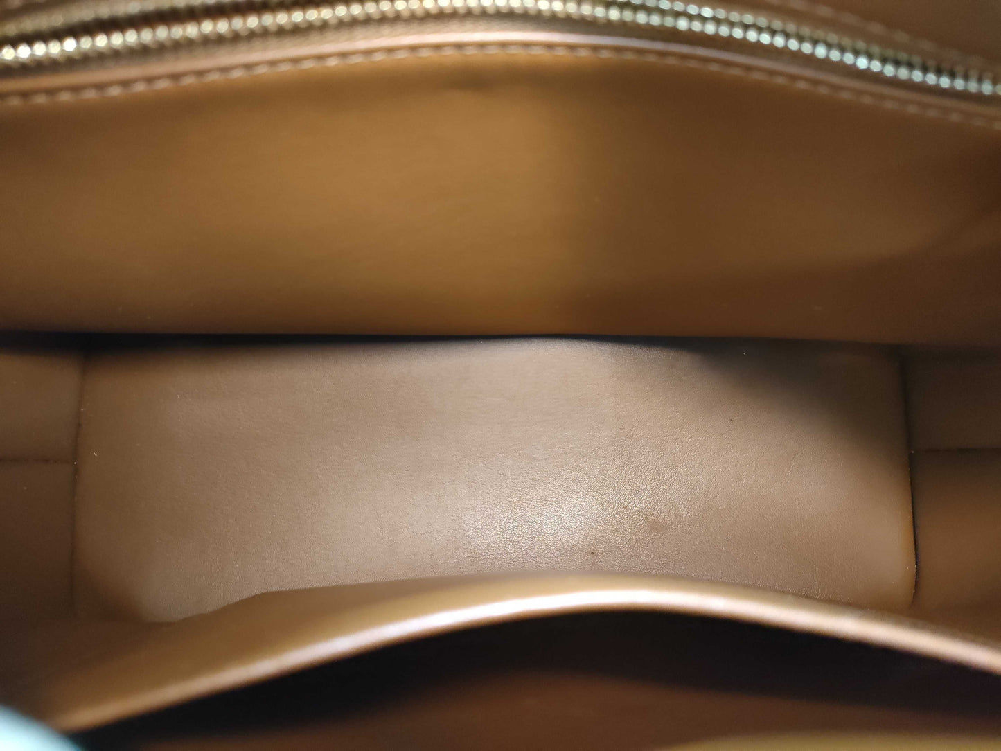 LOUIS VUITTON Vernis Houston Handbag