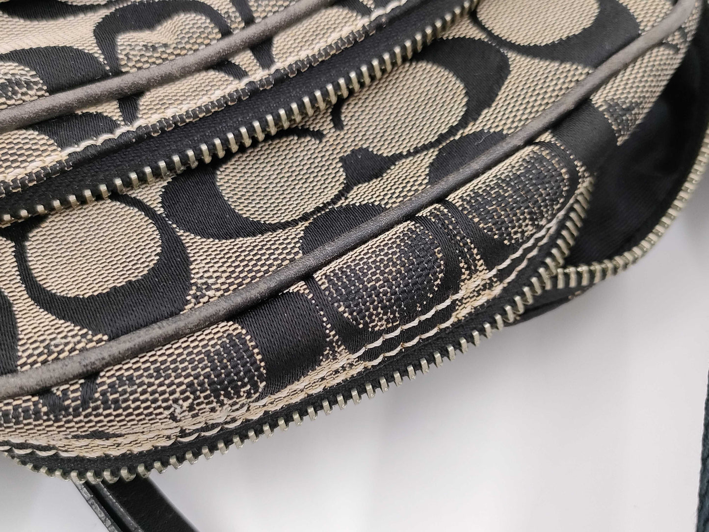 COACH Signature Shoulder Tote Bag 