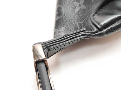 LOUIS VUITTON Monogram M46035 Discovery Bumbag Waist Bag