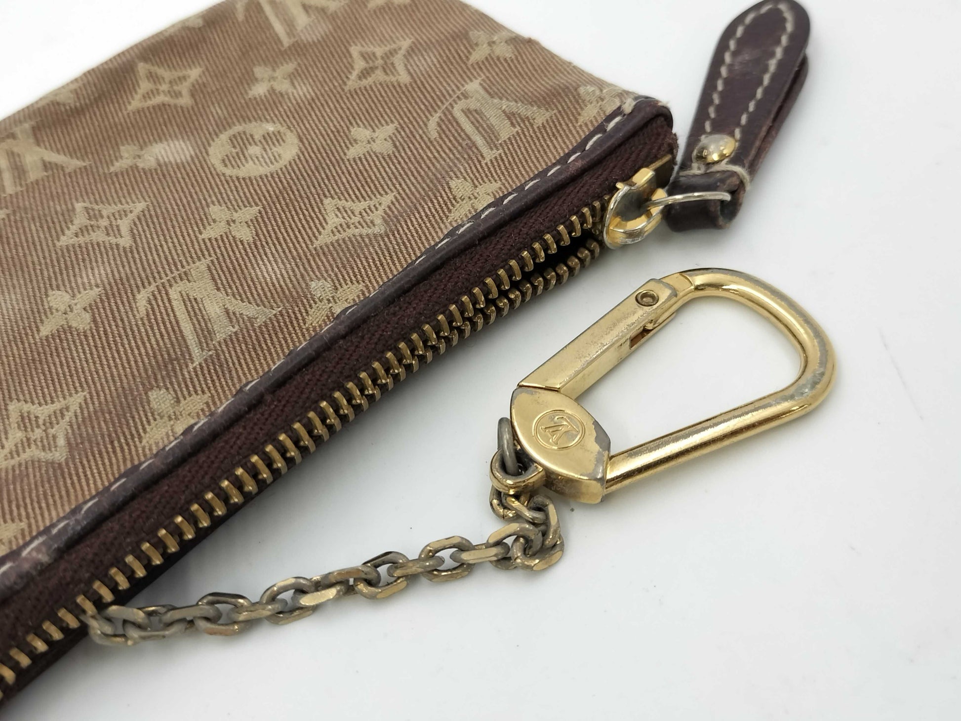 LOUIS VUITTON Pochette Cle Pouch