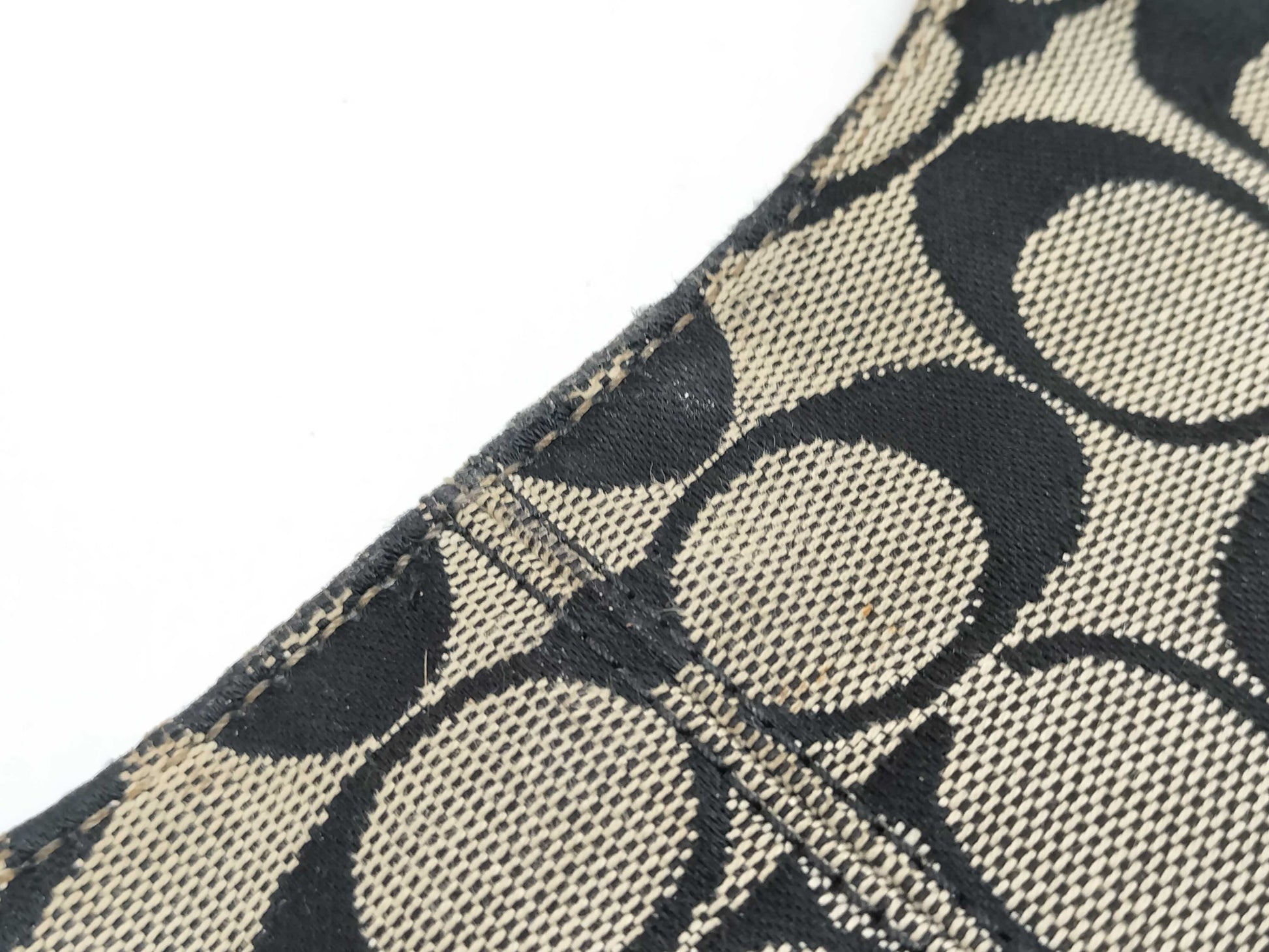 COACH Signature F13979 Shoulder Bag