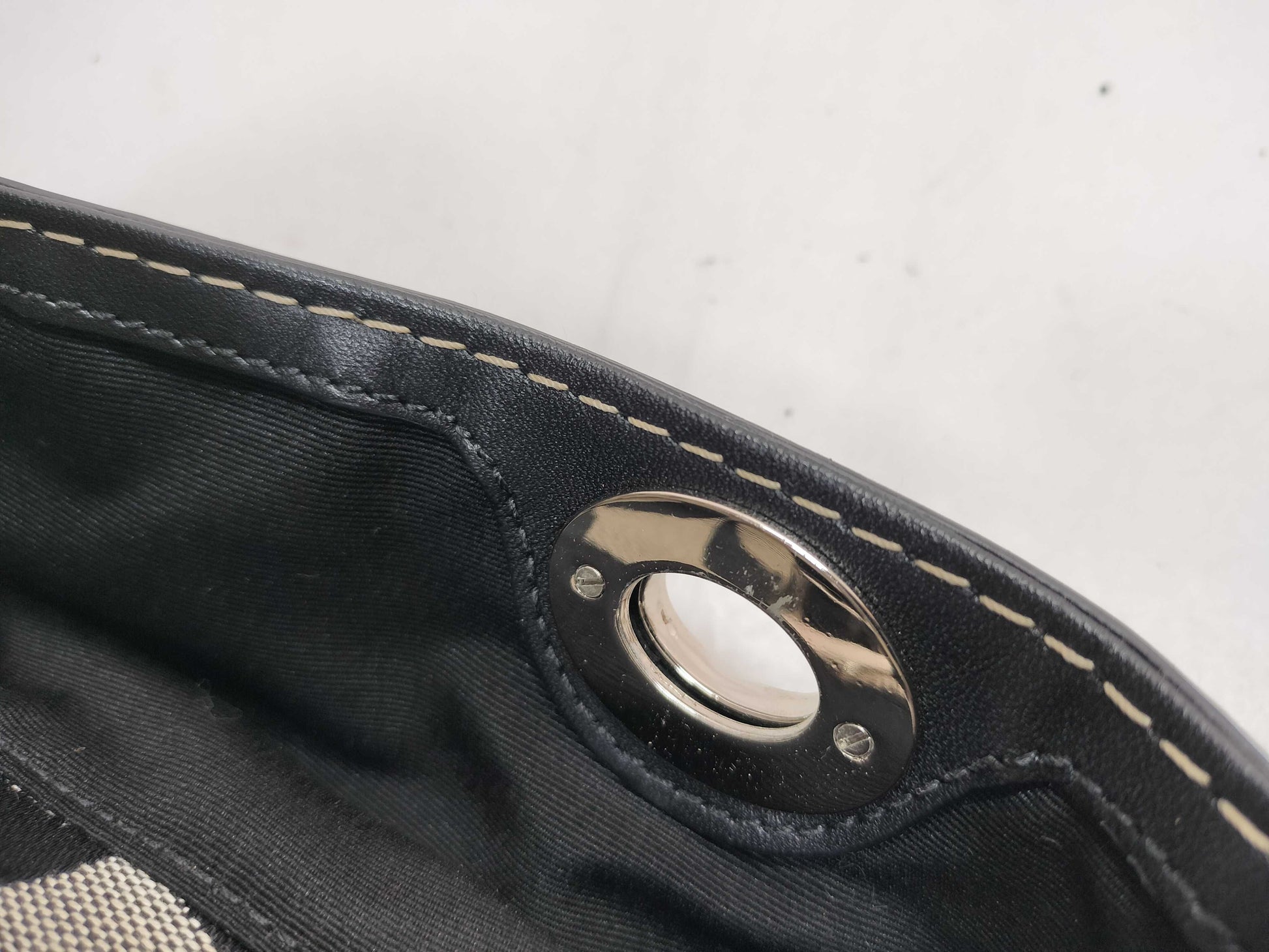COACH Signature F13979 Shoulder Bag
