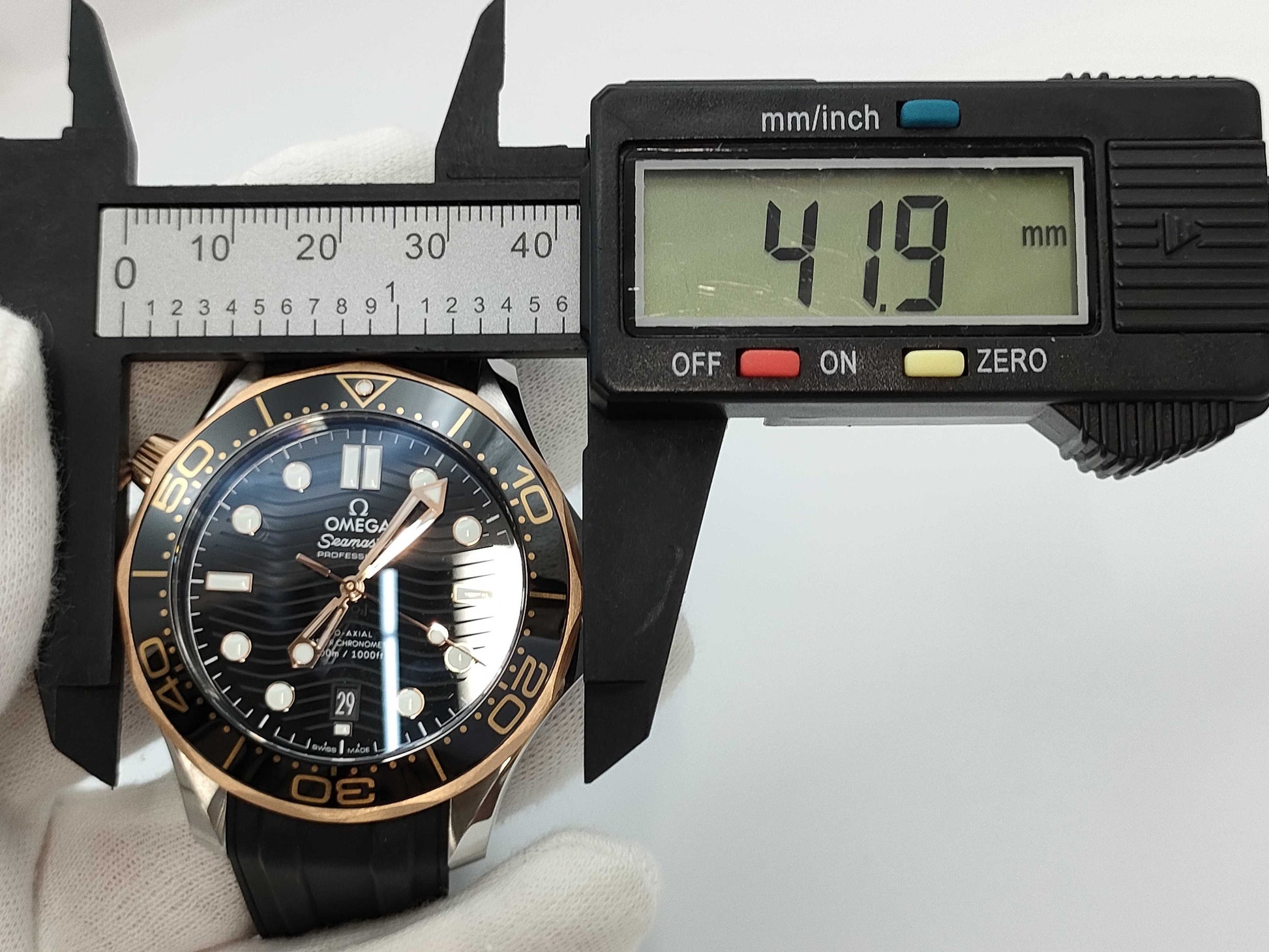 OMEGA 210.22.42.20.01.002 83938685 Automatic Men's Watch