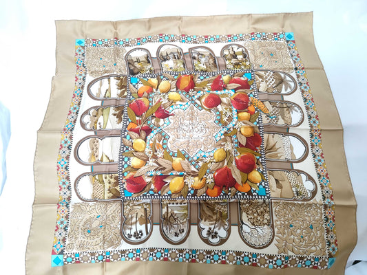 HERMES Carre a. honore scarf