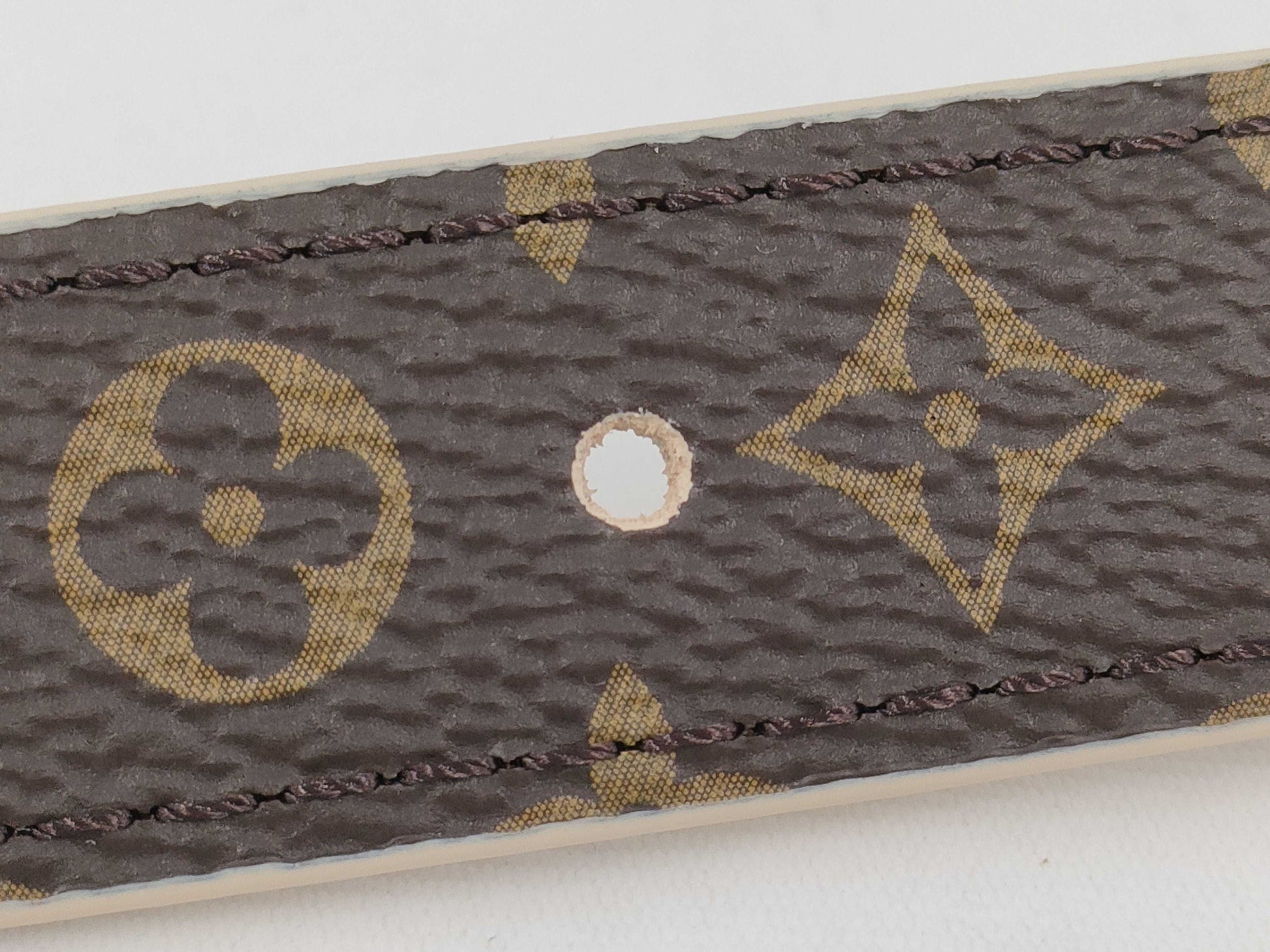 LOUIS VUITTON Monogram LV Pretty Belt Reversible Belt