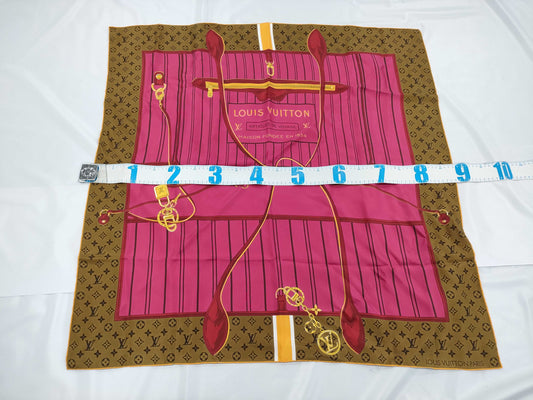 LOUIS VUITTON Monogram Pink Scarf
