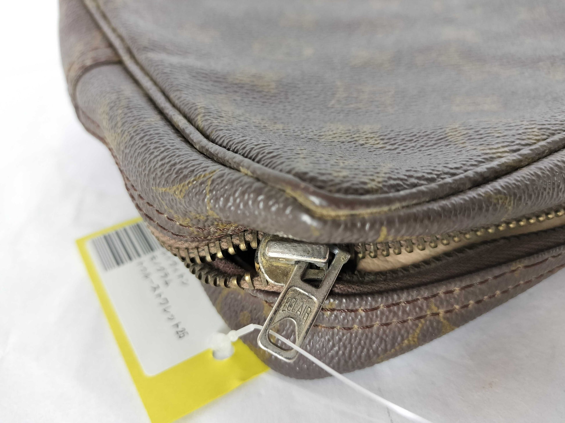 LOUIS VUITTON Monogram True Toilet 25 Pouch