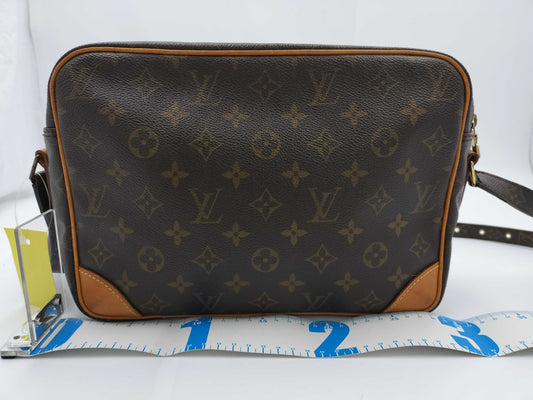 LOUIS VUITTON Monogram M45244 Nile Shoulder Bag