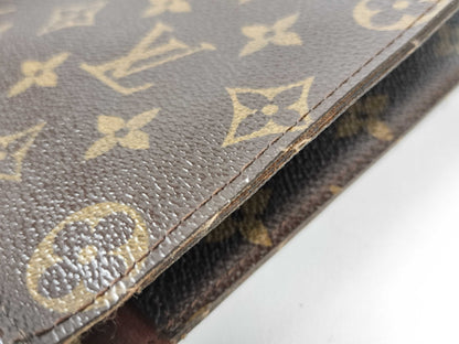 LOUIS VUITTON 863 AN Monogram Second Bag Second Bag