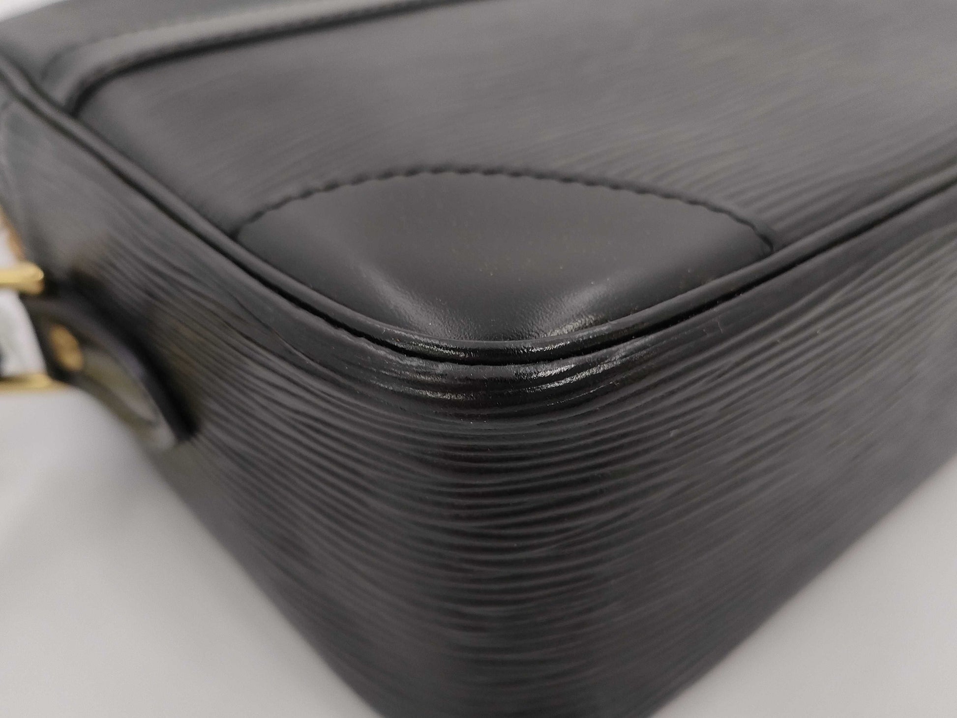 LOUIS VUITTON Epi M52302 Trocadero/Noir Shoulder Bag