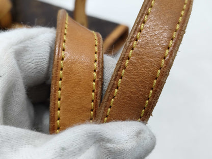 LOUIS VUITTON Monogram Bucket Shoulder Bag
