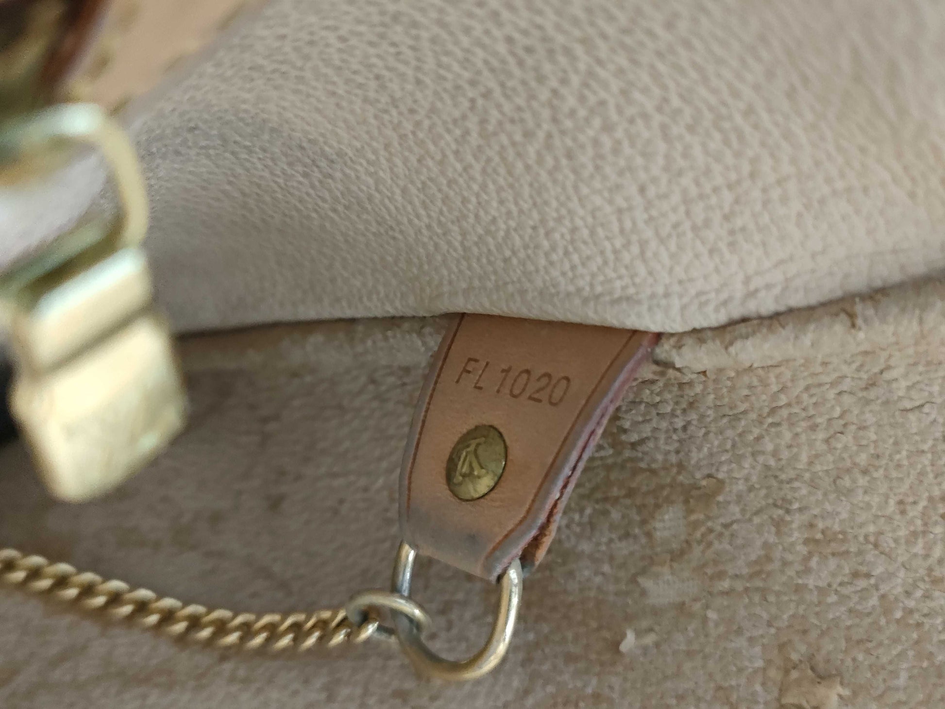 LOUIS VUITTON Monogram Bucket Shoulder Bag