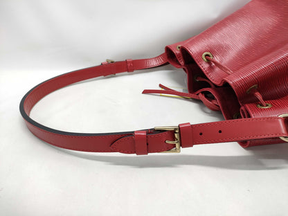LOUIS VUITTON Epi Noe Shoulder Bag