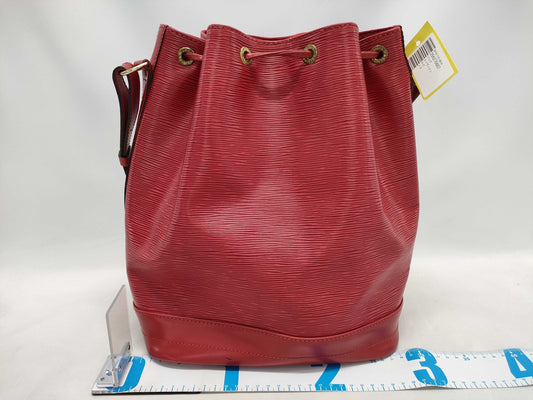 LOUIS VUITTON Epi Noe Shoulder Bag