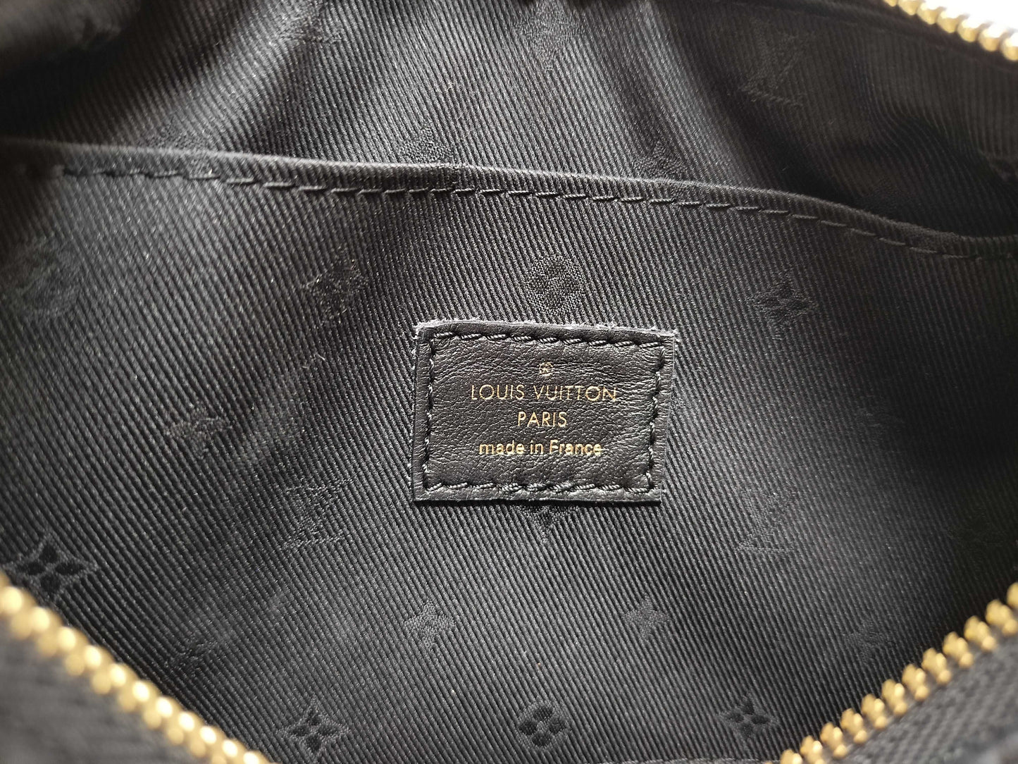 LOUIS VUITTON Bubblegram Calfskin Over the Moon RFID Verified Shoulder Bag