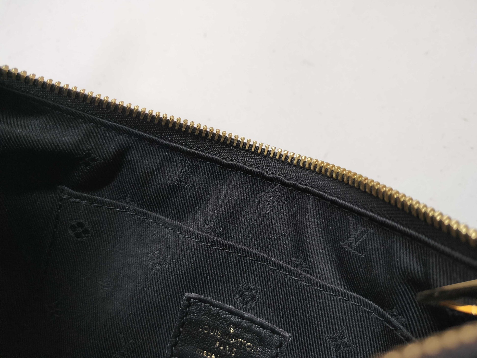 LOUIS VUITTON Bubblegram Calfskin Over the Moon RFID Verified Shoulder Bag