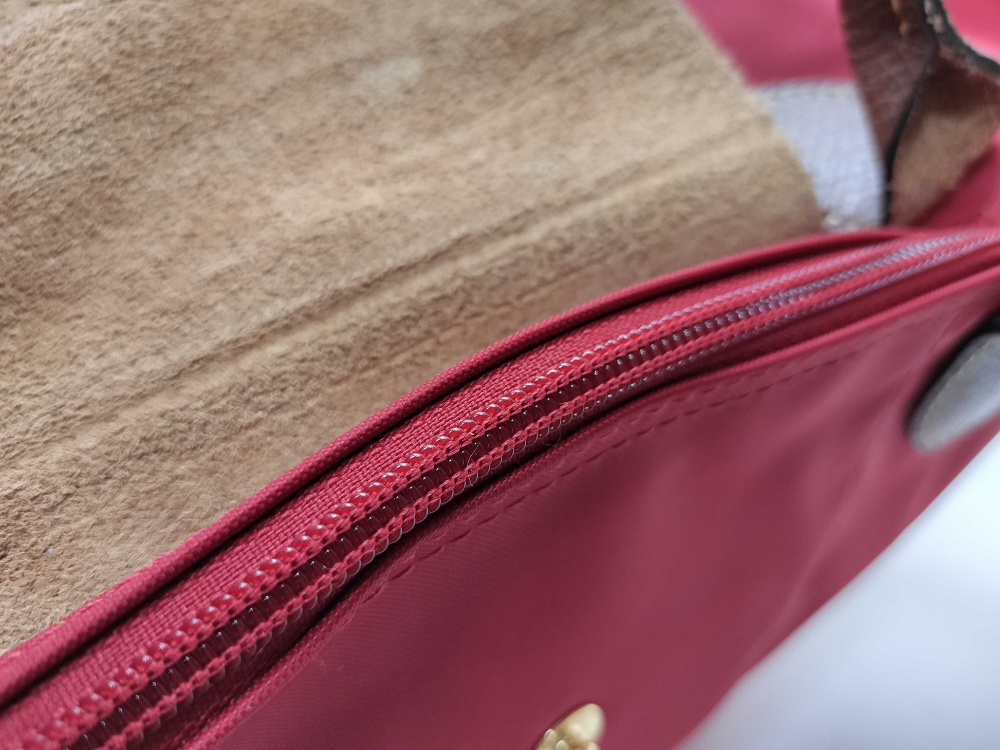 LONG CHAMP Pliage M Red Tote Bag
