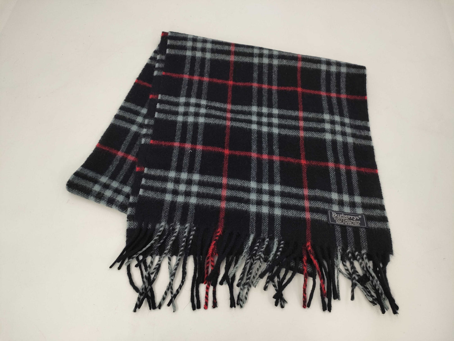 BURBERRY Cashmere Check Navy Scarf
