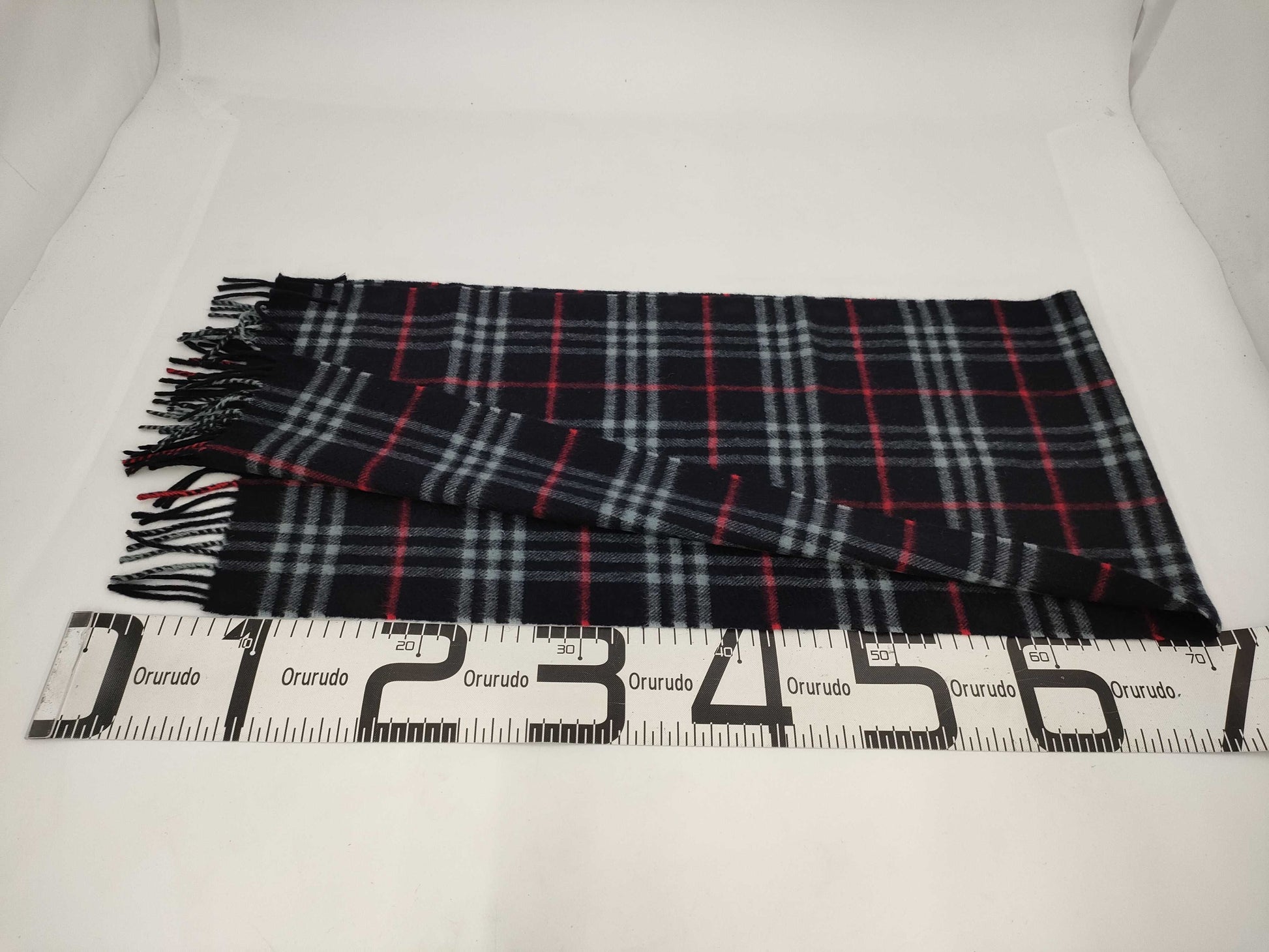 BURBERRY Cashmere Check Navy Scarf