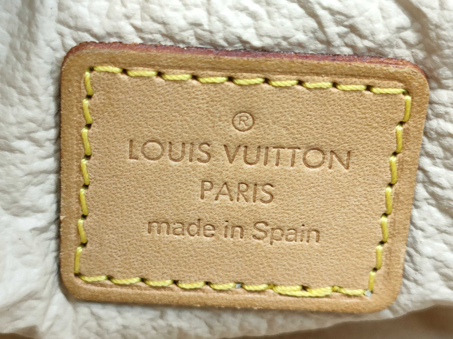 LOUIS VUITTON Monogram Pochette Cosmetic Pouch