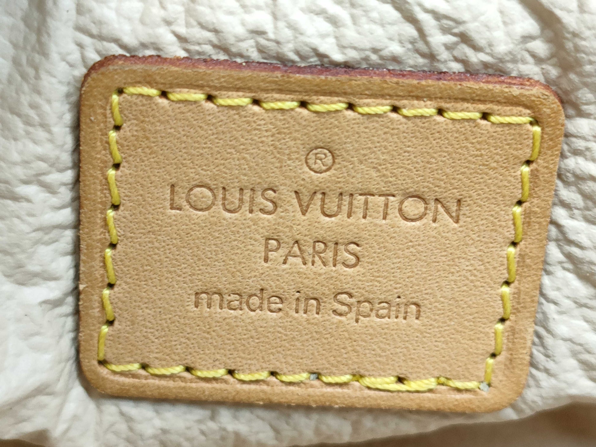 LOUIS VUITTON Monogram Pochette Cosmetic Pouch