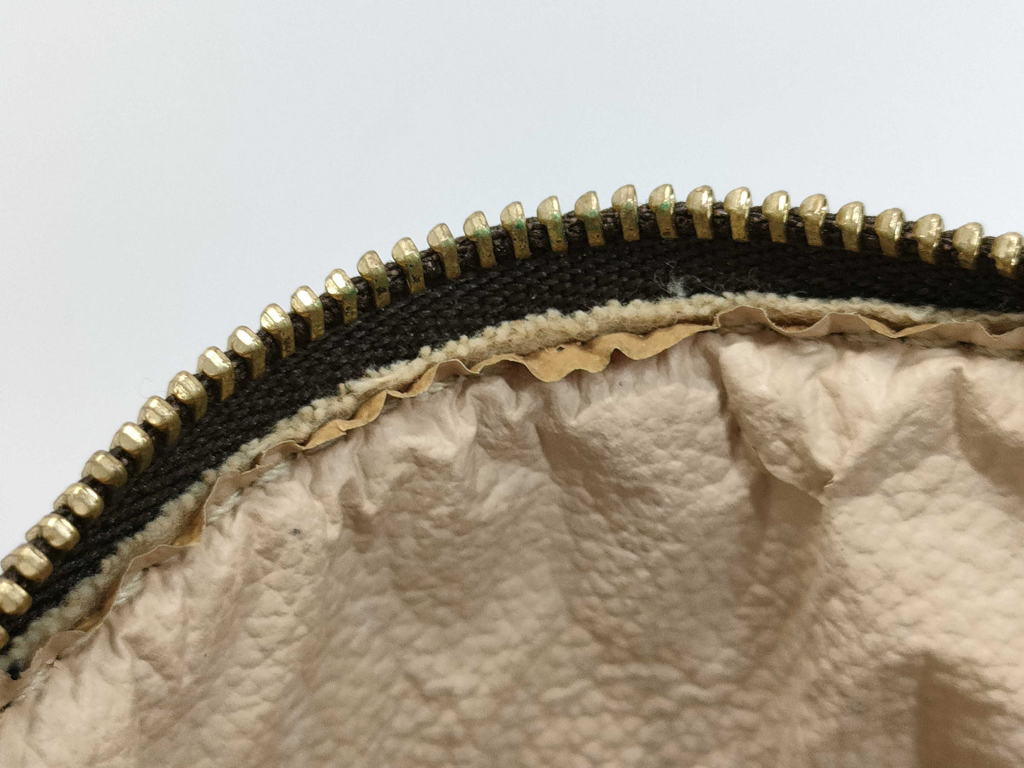 LOUIS VUITTON Monogram Pochette Cosmetic Pouch