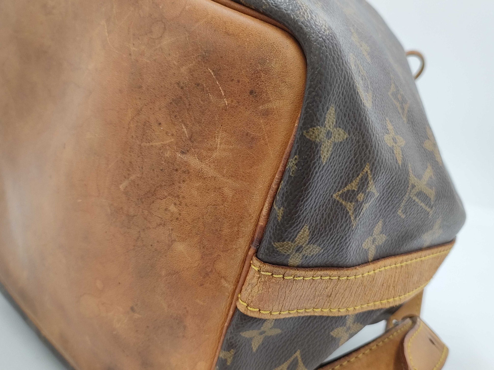 LOUIS VUITTON Monogram M42224 Noe Shoulder Bag