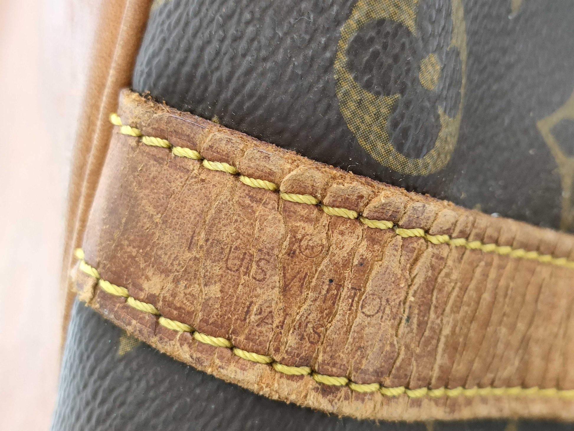 LOUIS VUITTON Monogram M42224 Noe Shoulder Bag
