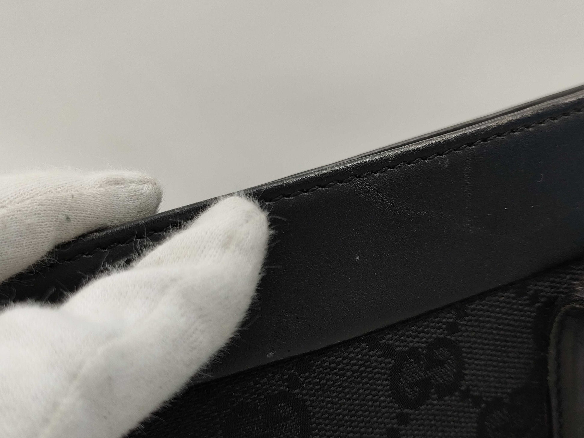 GUCCI GG Canvas Hand Tote Bag 33890