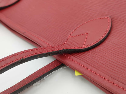 LOUIS VUITTON Epi Neverfull MM Tote Bag