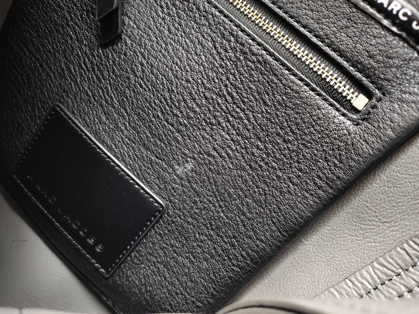 MARC JACOBS Leather Tote Bag
