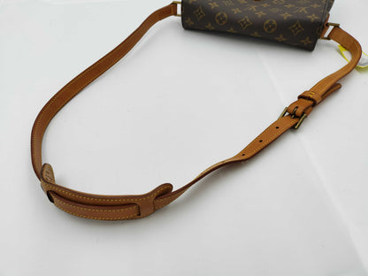 LOUIS VUITTON Monogram M51242 Saint-Cloud Shoulder Bag