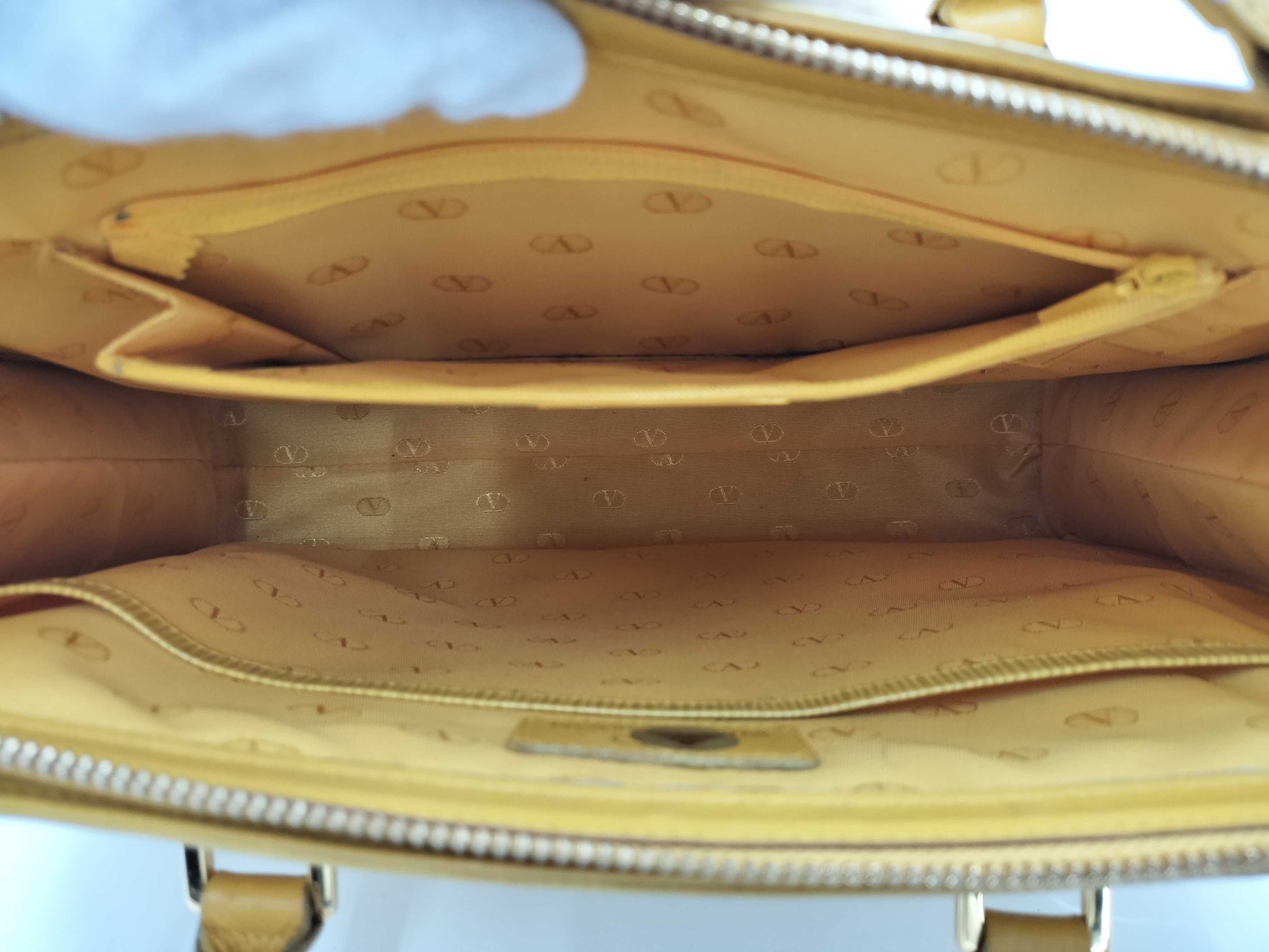 VALENTINO Valentino Garavani Tote 2-Way Handbag