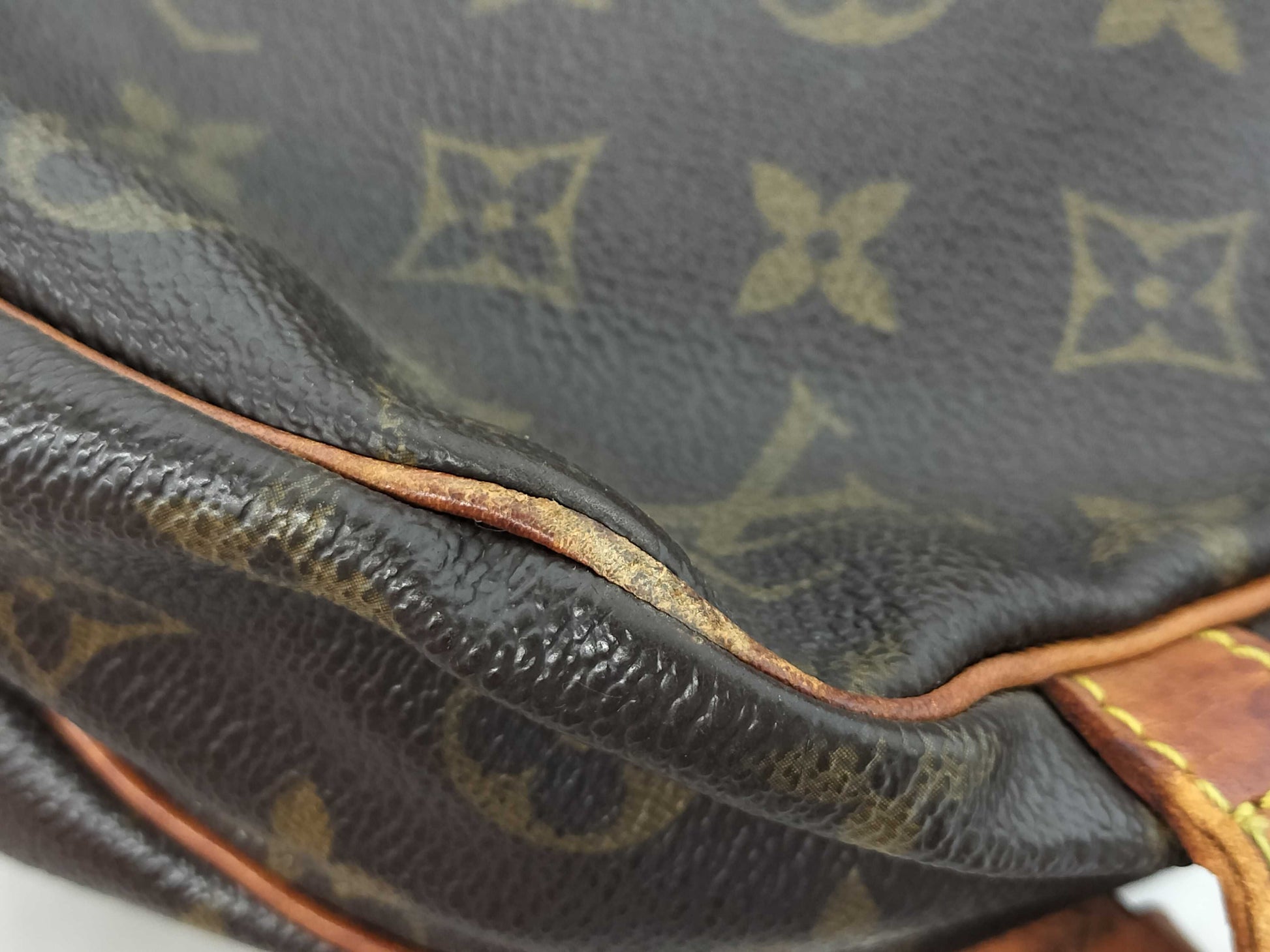 LOUIS VUITTON Monogram Saumur Shoulder Bag