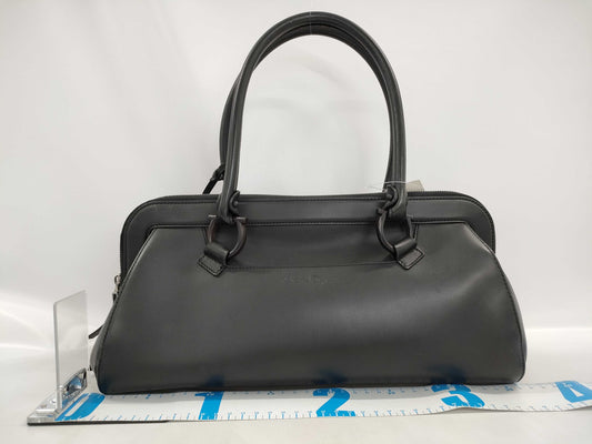Salvatore Ferragamo Gancini AU-21 5819 Leather Tote Bag