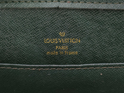 LOUIS VUITTON Taiga M30184 Baikal Second Bag