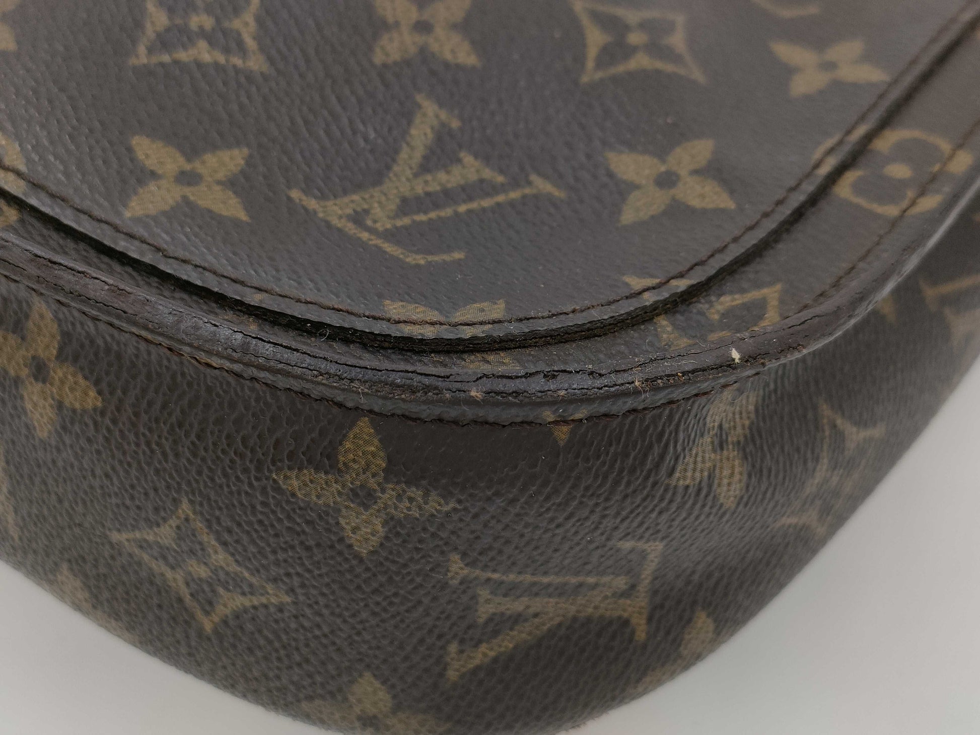 LOUIS VUITTON Monogram Saint-Cloud Shoulder Bag