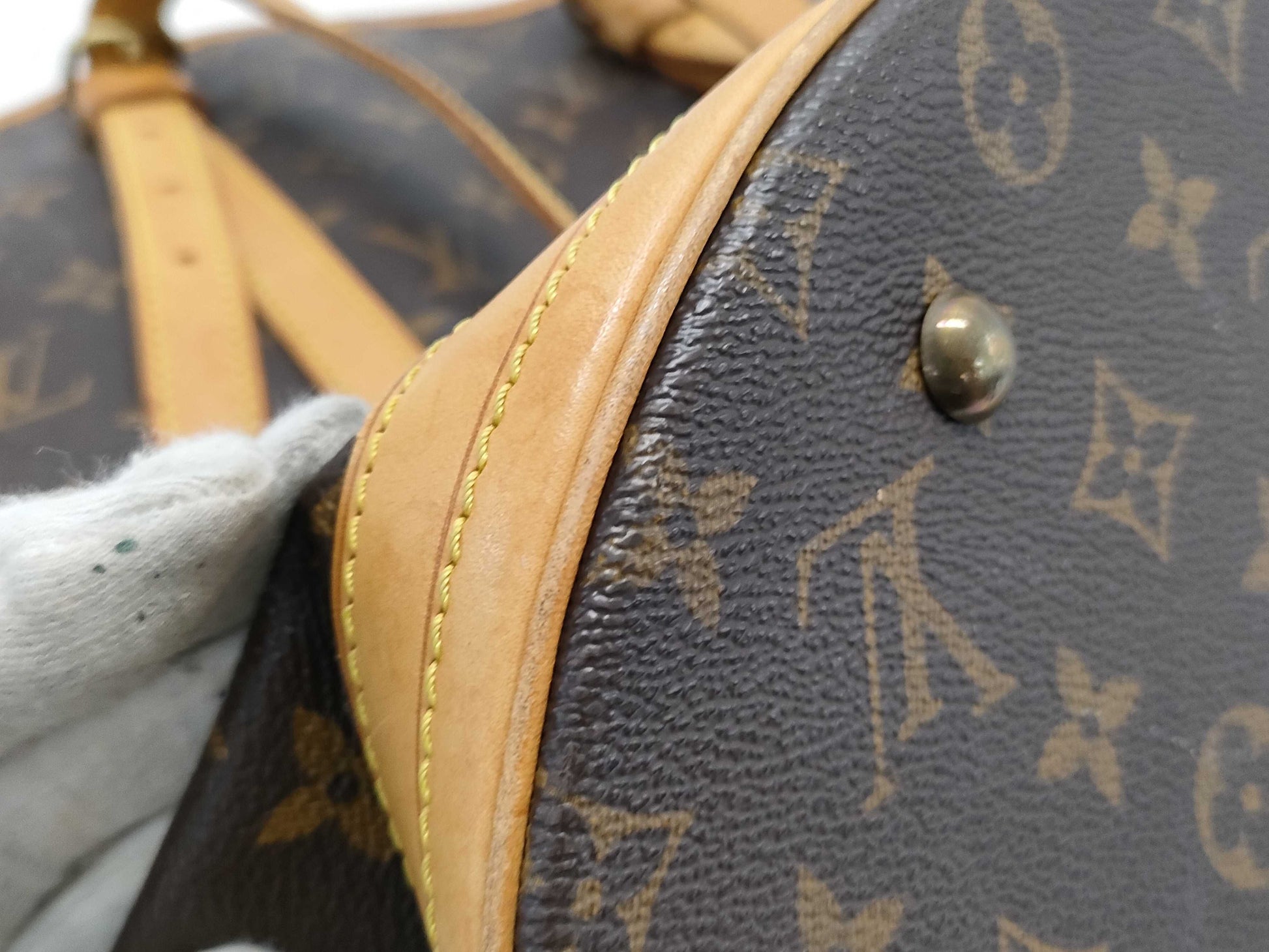 LOUIS VUITTON Monogram Bucket GM Tote Bag