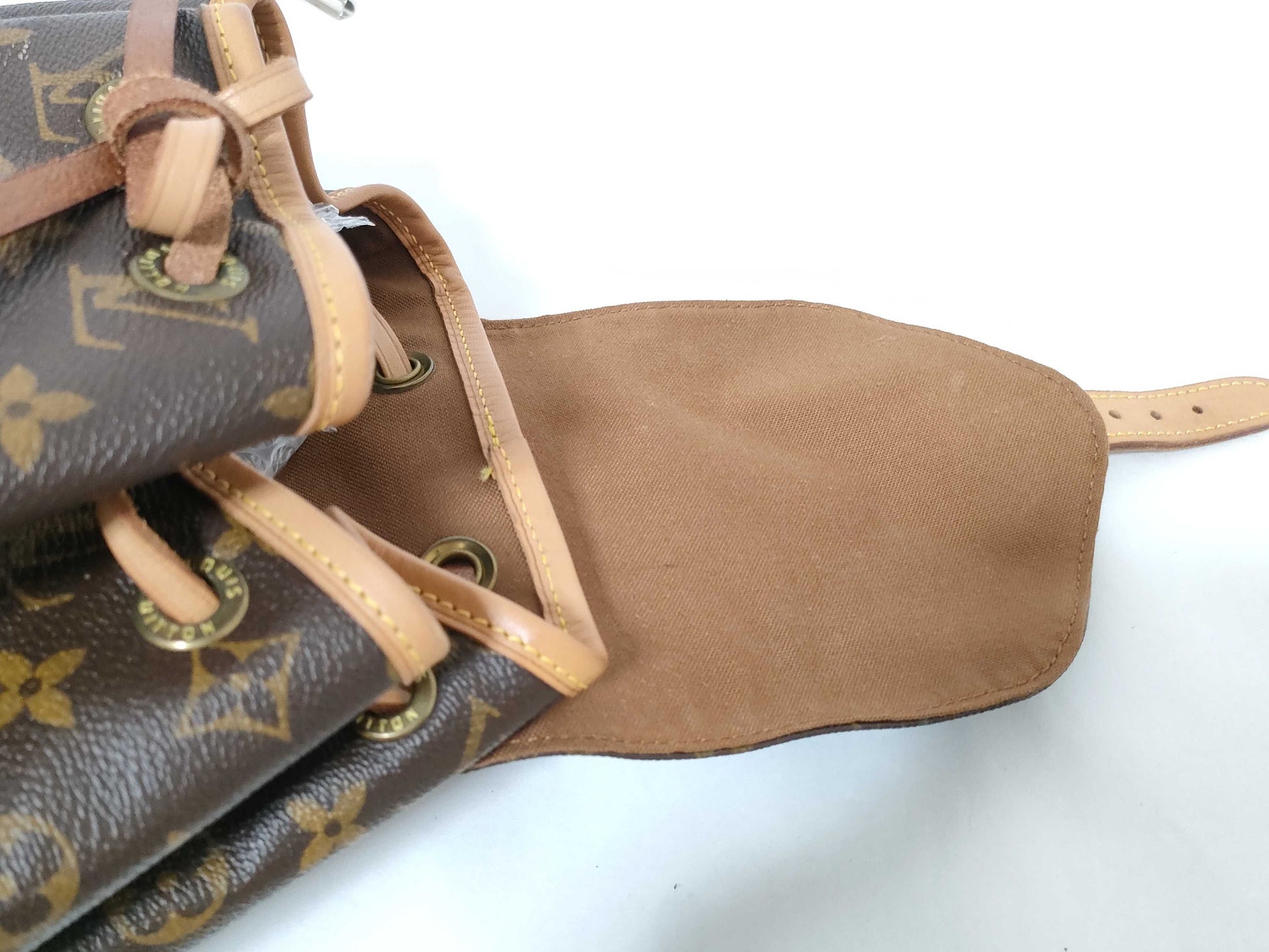 LOUIS VUITTON Monogram Montsouris Backpack