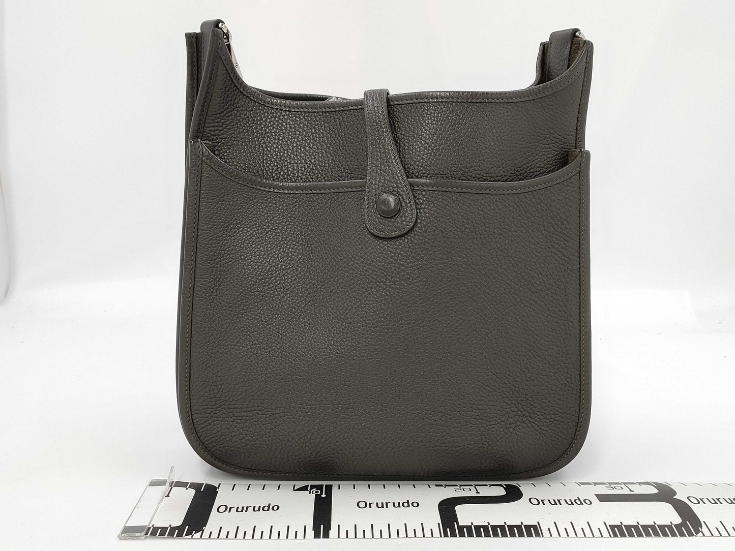 HERMES Evelyn PM? I Stamp, Made in 2005 Shoulder Bag