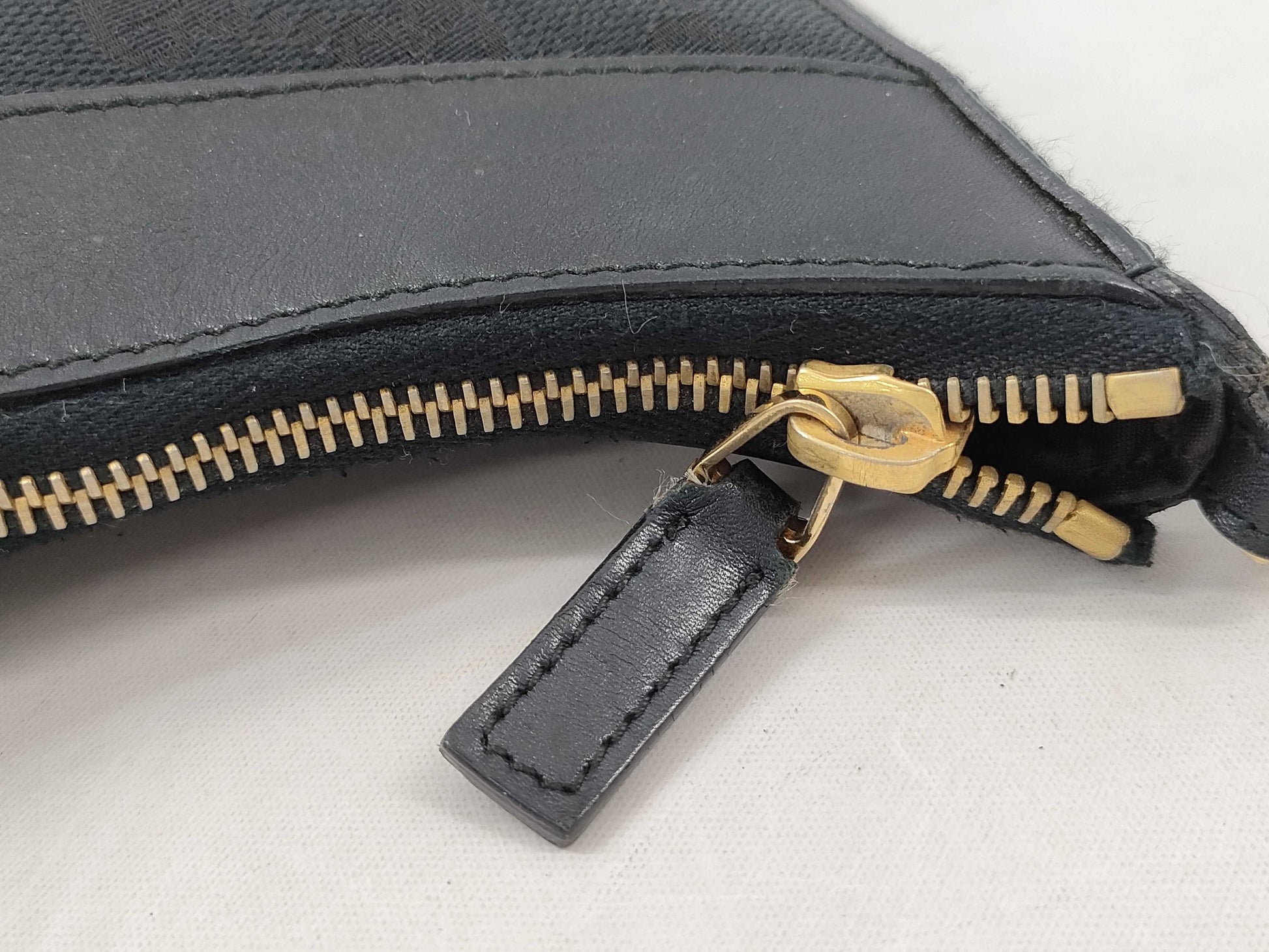 GUCCI GG One-Shoulder Shoulder Bag