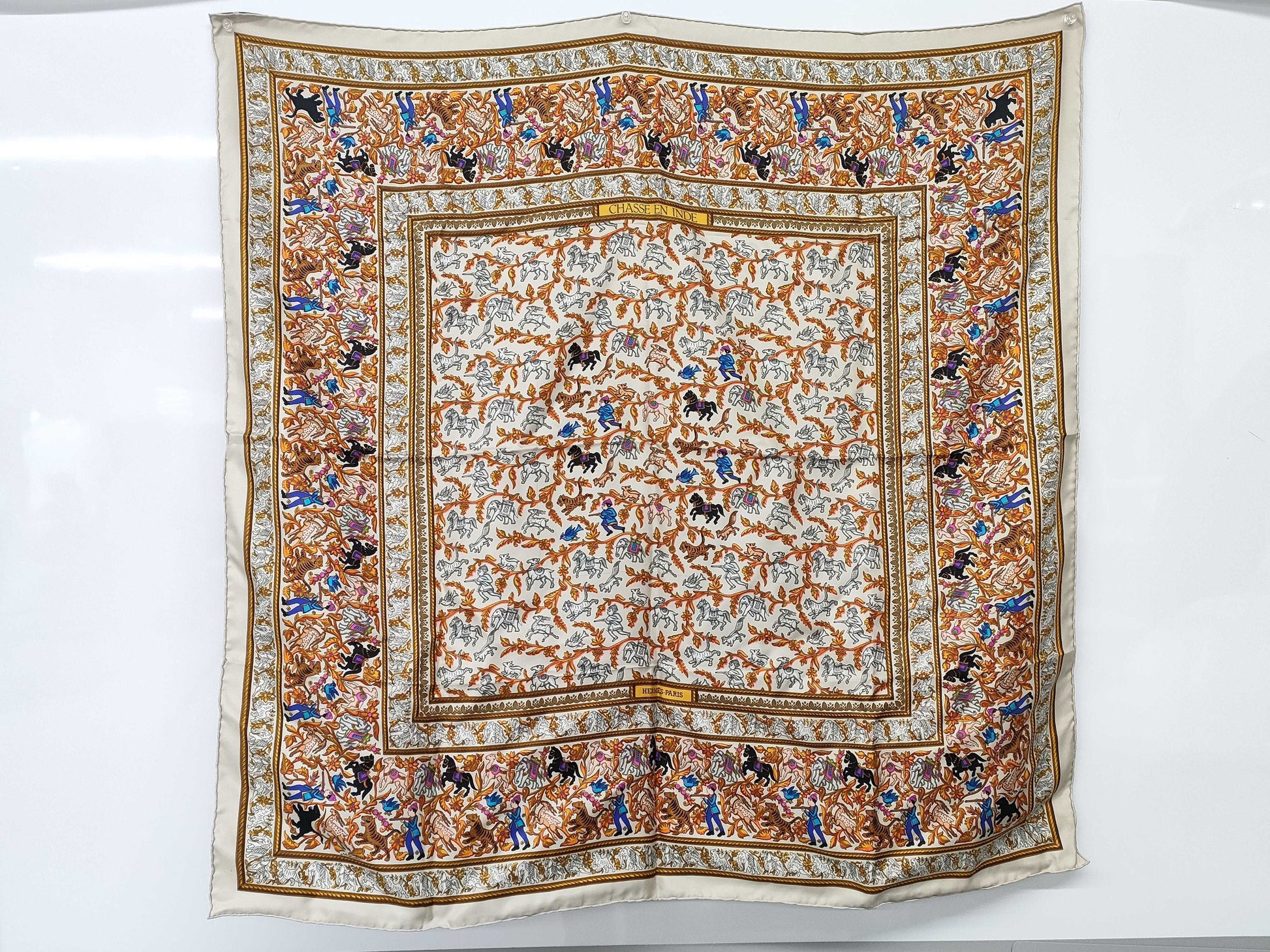 HERMES Carré CHASSE EN INDE Indian Hunting Scarf