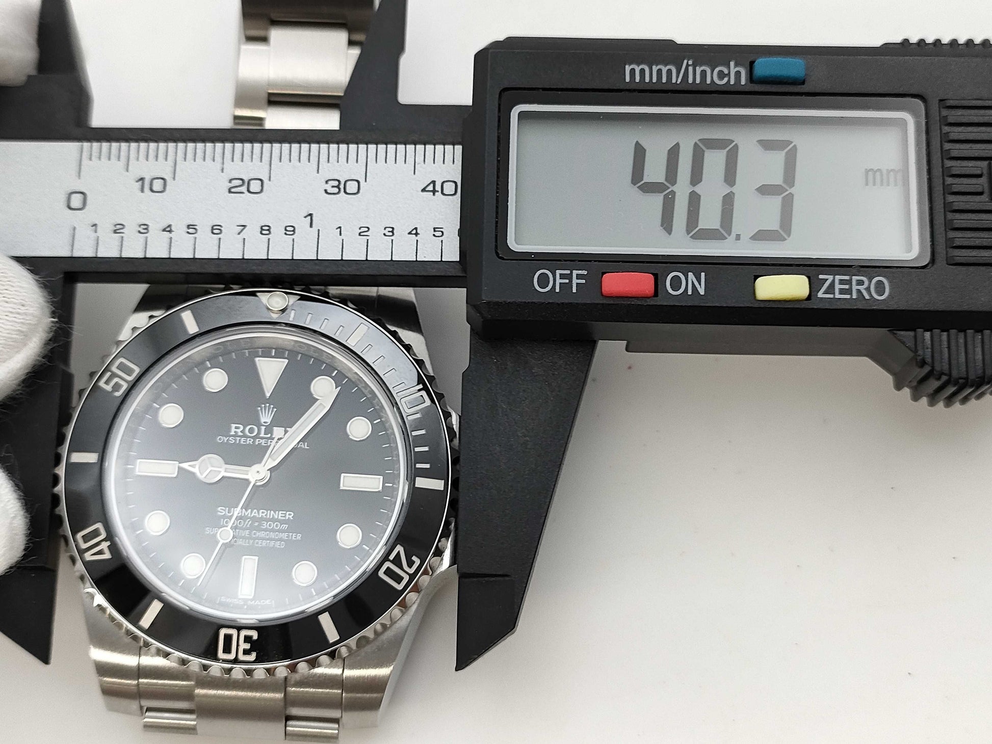 ROLEX 114060 46HQ2149 Black Dial Men's Watch