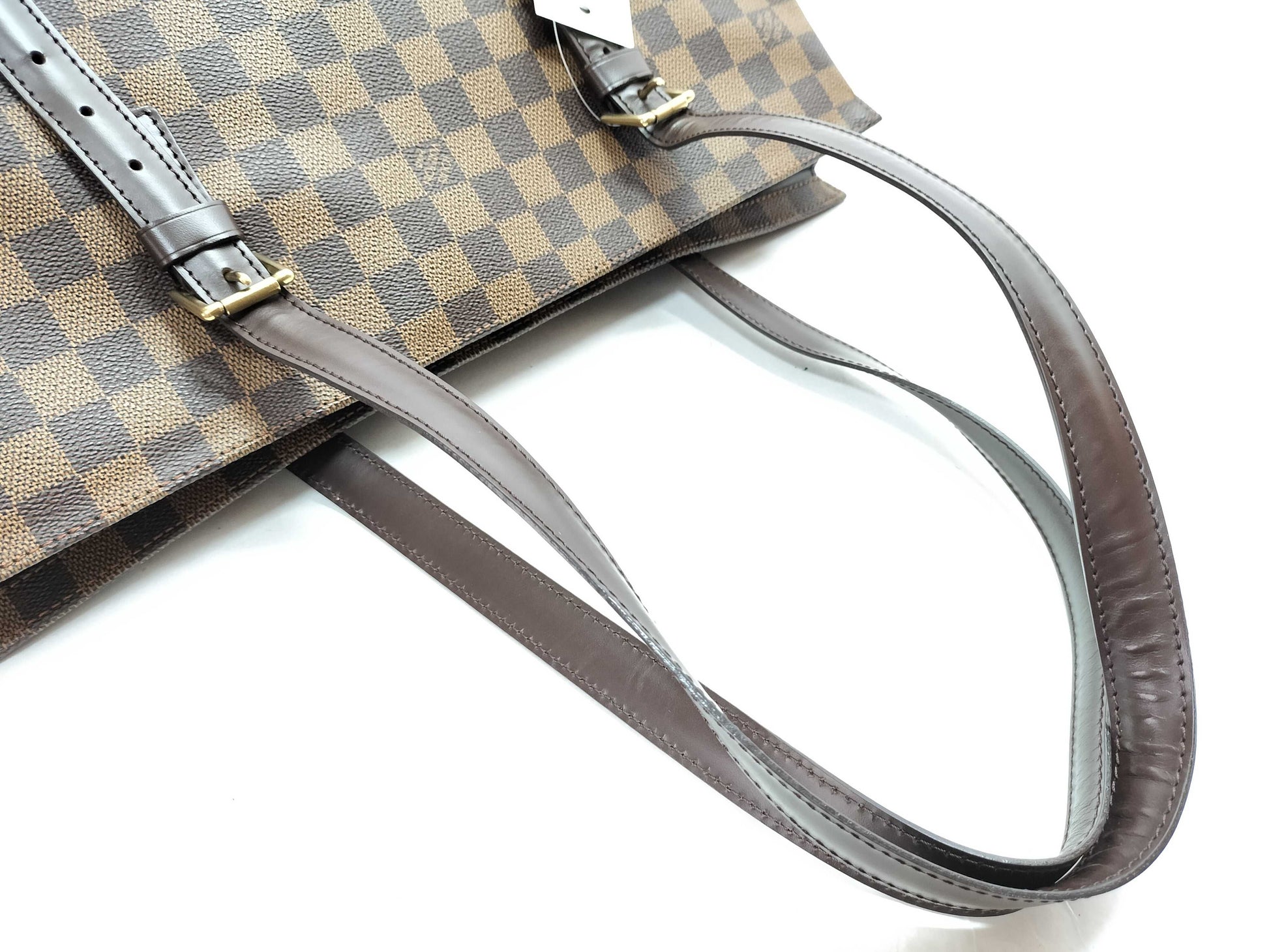 LOUIS VUITTON Damier Chelsea Tote Bag