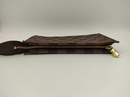 LOUIS VUITTON AR0918 Damier Pouch Pouch