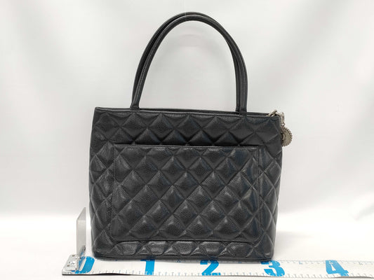 CHANEL No. 5 Reissue Tote Bag